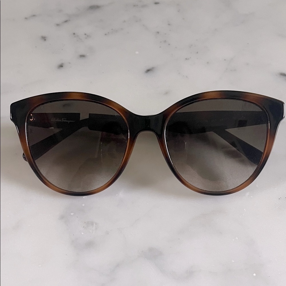 Never worn Ferragamo Tortoise Shell cat eye Sunglasses